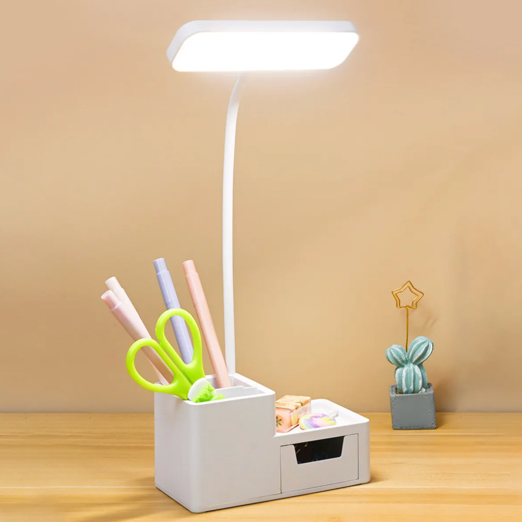 LÁMPARA DE MESA LED